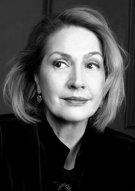 Ксенія Ніколаєва  акторка   	національного академічного театру ім. Лесі Українки