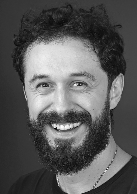 Юрій Дяк  актор   	національного академічного театру ім. Лесі Українки