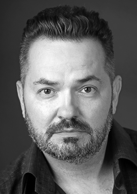 Євген Лунченко  актор   	національного академічного театру ім. Лесі Українки