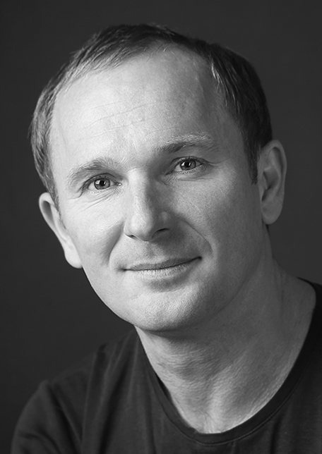 Андрій Пономаренко  актор   	національного академічного театру ім. Лесі Українки