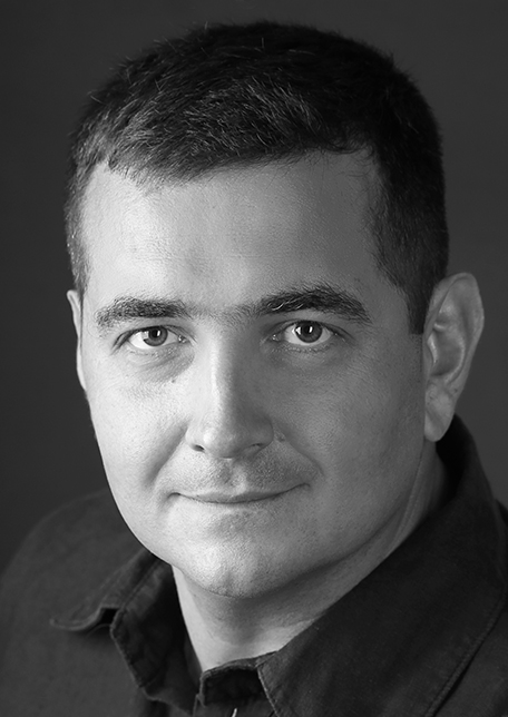 Петро Сова  актор   	національного академічного театру ім. Лесі Українки