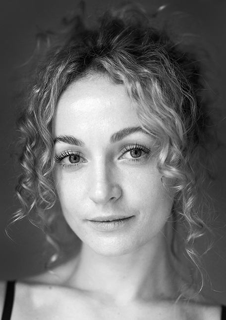 Ангеліна Текучева  акторка   	національного академічного театру ім. Лесі Українки