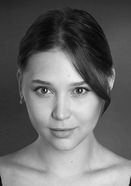 Дар'я Хвостенко  акторка   	національного академічного театру ім. Лесі Українки