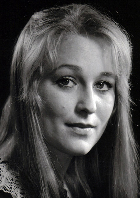 Первєєва Ольга Петрівна Актриса драматичного театру і кіно