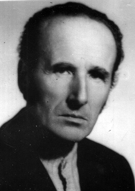 Лідер Даніїл Данилович художник театру, педагог