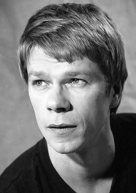 Кашліков Кирило Григорович Актор драматичного театру і кіно, режисер.