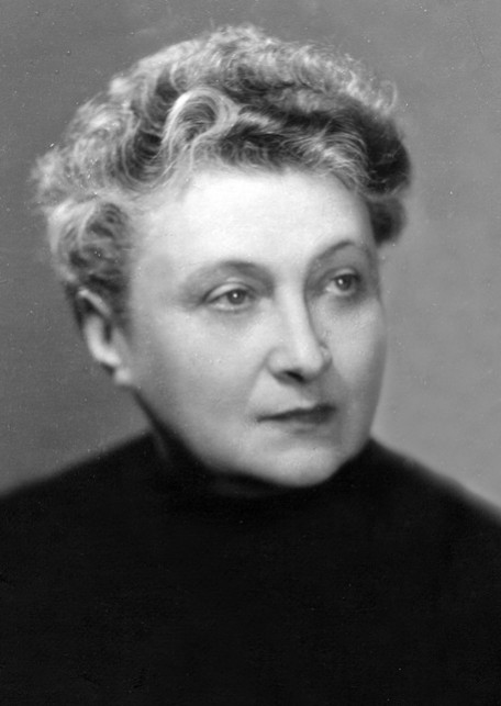 Опалова Євгенія Еммануїлівна актриса драматичного театру і кіно