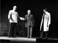 СЕКРЕТАР РАЙКОМУ
«Іван і мадонна» А. Кудрявцева. 
У сцені задіяні: А. Галєєв, М. Зимовець. 
1987 рік.