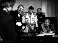 КНЯЗЬ ЯНТАРНИЙ
«Хижаки» О. Писемського.
У сцені задіяні: В. Жмакін, В. Черняков, М. Рушковський. 
1986 г.