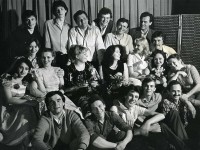 Студент II курса (стоит, второй слева).
Киевский государственный институт театрального искусства 
им. И.К. Карпенко-Карого. Курс Б.П. Ставицкого. 
1982 г. 