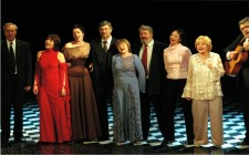 «Чуть мерцает призрачная сцена…» 
Т. Остапенко (вторая слева) 
в юбилейном спектакле-концерте. 
2011 г.