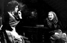 ОГУДАЛОВА (ліворуч)
«Безприданниця» О. Островського.
Єфросинія Потапівна – Є. Опалова.
1973 р.
