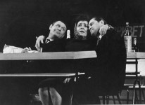 ЄВГЕН ПУХОВ
«Традиційний збір» В.Розова. 1967 р.
У сцені задіяні: Є.Балієв, Г.Ніколаєва. 1967 р.
