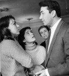 А.Решетников (праворуч)
у телевиставі «Юля Величко» Л.Синельникова. 1960-ті рр.
У сцені задіяні: М. Казакова, А. Роговцева, В. Маслюченко.