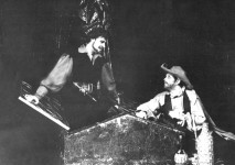 «Камінний господар» Лесі Українки. 1971 р.
Сценографія М.Улановського. Костюми К. Кривинської.
Сцена з вистави.
Задіяні: О.Голобородько – Дон Жуан. А.Пазенко – Сганарель.