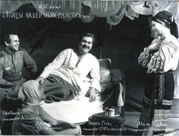 «Птахи нашої молодості» Й.Друце. 1972 р.
Сценографія і костюми М.Улановського.
Сцена з вистави.