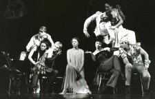 АРИСТОКРАТ (другий праворуч у верхньому ряду)
«Неймовірний бал» А.Рубіної. 2001 рік.
Сцена з вистави.