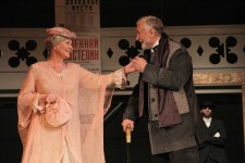 НЕНІЛ
«Трохи мерехтить примарна сцена... (Ювілей. Ювілей? Ювілей!)». 2011 рік.
І. Дука – Мімі.