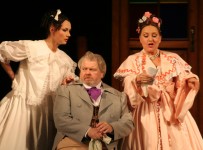 ДОБЧИНСКИЙ
«Ревизор» Н.Гоголя.
В сцене заняты: Е. Силантьева, Л. Кадочникова.