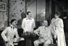 ЗАХАР БАРДІН (праворуч)
«Вороги» М.Горького. 1951 р.
У сцені задіяні: А. Решетников, Г. Лазарєв, Є. Опалова.
