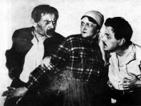 ПОЛІНА
«Авангард» В.Катаєва. 1930 р. 
У сцені задіяні: М. Болдуман, О. Днєпров.
