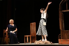 «В этом милом старом доме» А.Арбузова. 2016 г.
Т. Назарова – Юлия Николаевна.
Е. Силатьева – Нина Леонидовна.
