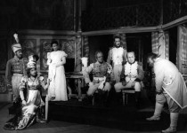 «Гаїті» У.Дюбуа. 1954 р. 
Сцена з вистави.
