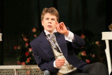 АЛДЖЕРНОН МОНКРІФ
«Як важливо бути серйозним» О.Вайлда. 2006 рік.