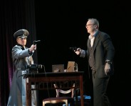 ДИНКЕЛЬ (справа)
«Фальшивая нота» Дидье Карона. 2018 г.
О. Савкин – Кейтель-отец.
