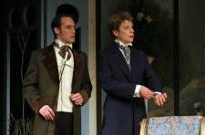 у виставі Як важливо бути серйозним 