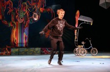 у виставі Вверх тормашками!!! 