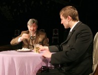 у виставі Тепленьке місце 