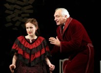 у виставі Тепленьке місце 