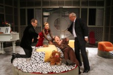 у виставі Дивна місіс Севідж 