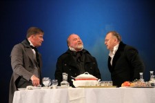 у виставі Нахлібник 