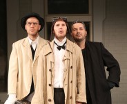 у виставі Вітер шумить в тополях 