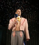 у виставі Суміш небес і балагана 