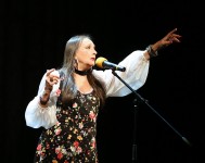 у виставі Суміш небес і балагана 