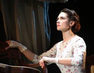 у виставі Нахлібник 