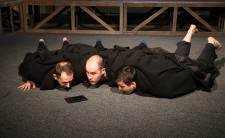 у виставі Дрібниці життя 