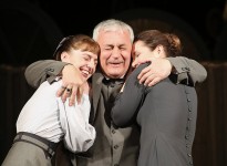 у виставі Вишневий сад 