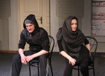 у виставі Шалена кров 