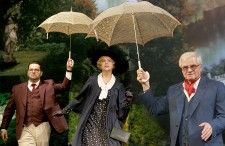 у виставі Пасажир без багажу 