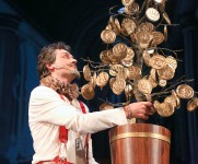 Артем Ємцов