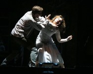 у виставі У полоні пристрастей (Камінний господар) 