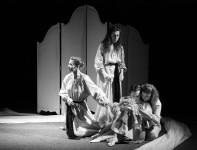 у виставі Три кохання 