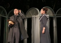 у виставі Вишневий сад 