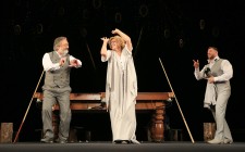 у виставі Вишневий сад 