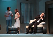 у виставі Занадто одружений таксист 