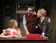 у виставі Святе сімейство 